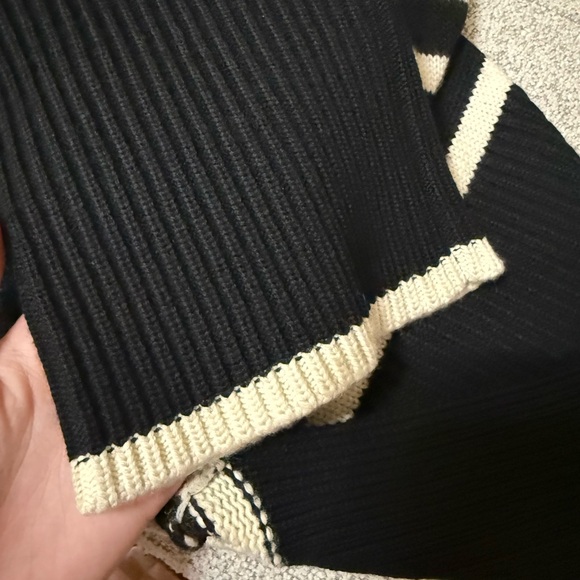 Toteme Signature Stripe Turtleneck Sweater - Picture 8 of 11